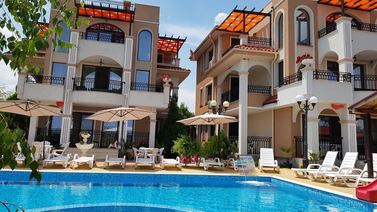 Brilliant Aparthotel Sozopol Exteriör bild